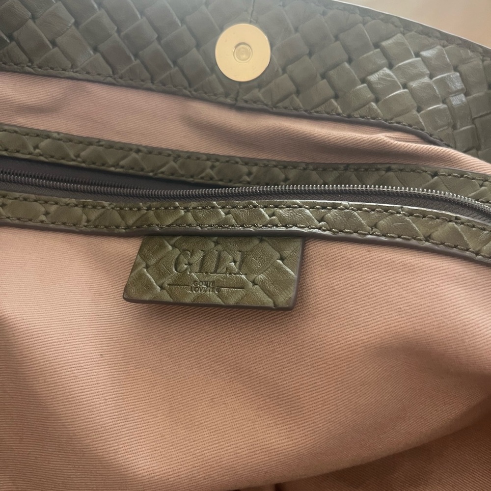 G.I.L.I. Olive Woven Leather Bag
